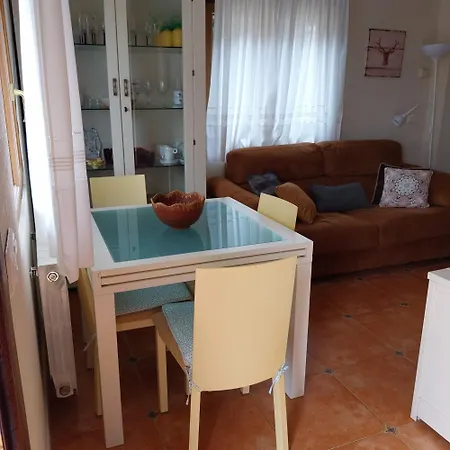 La Casuca Del Jardin Apartment San Vicente De La Barquera
